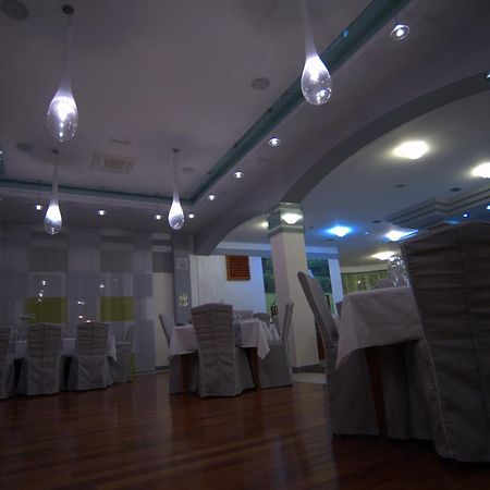 Hotel Ðakovo Zewnętrze zdjęcie