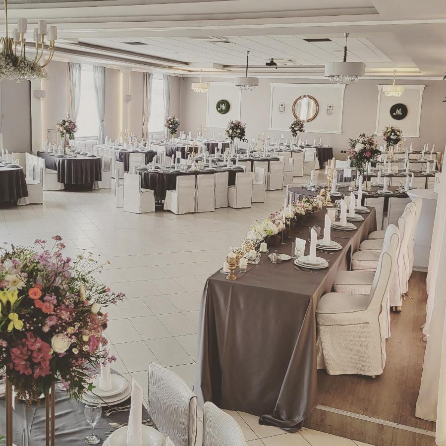 Hotel Ðakovo Zewnętrze zdjęcie