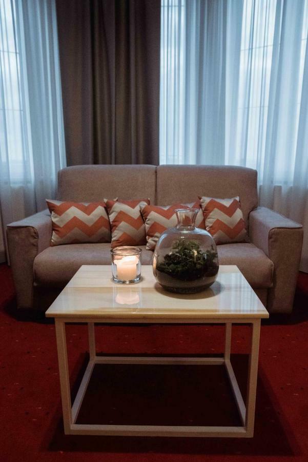 Hotel Ðakovo Zewnętrze zdjęcie