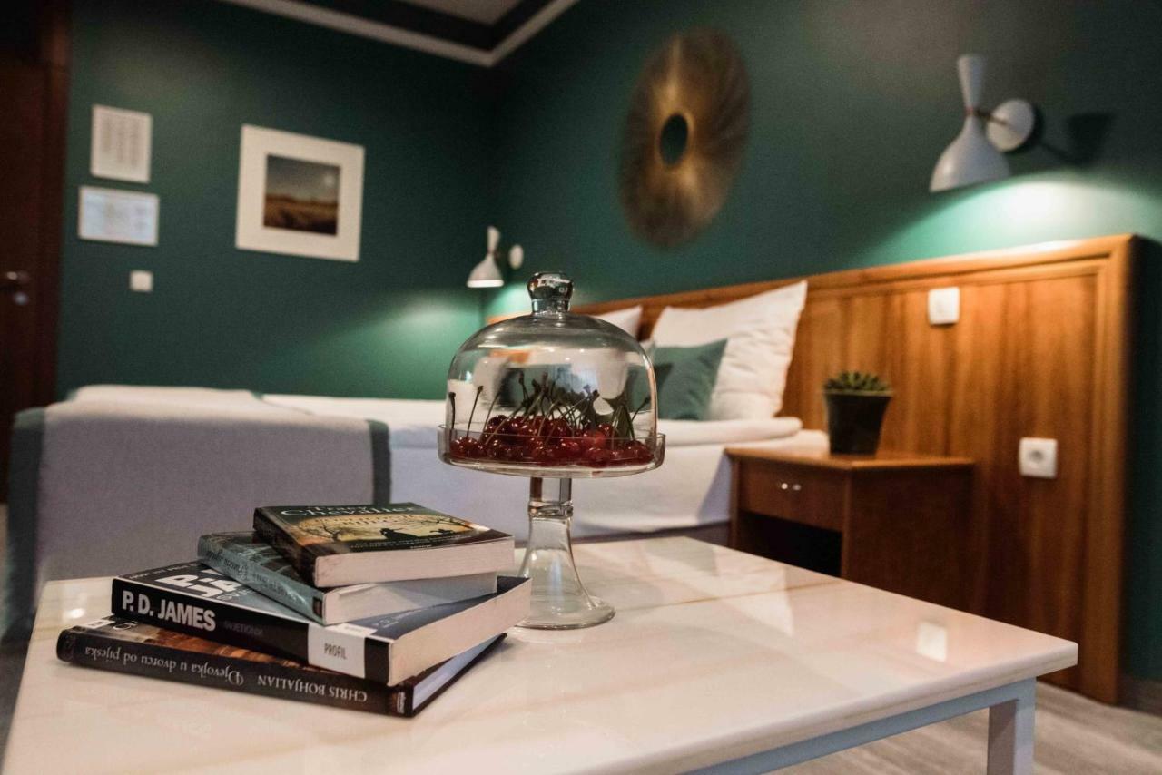 Hotel Ðakovo Zewnętrze zdjęcie